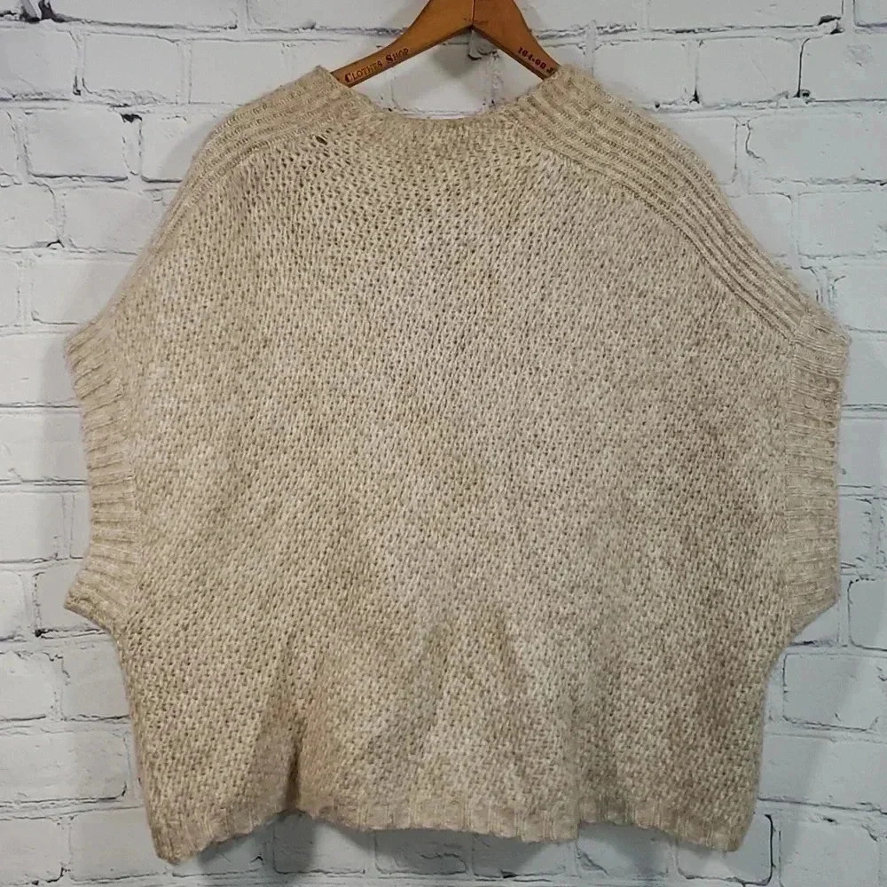 Black Label by Chico's Wool Poncho/ Sweater Full Zip Sweater Size 2 - Picture 5 of 10